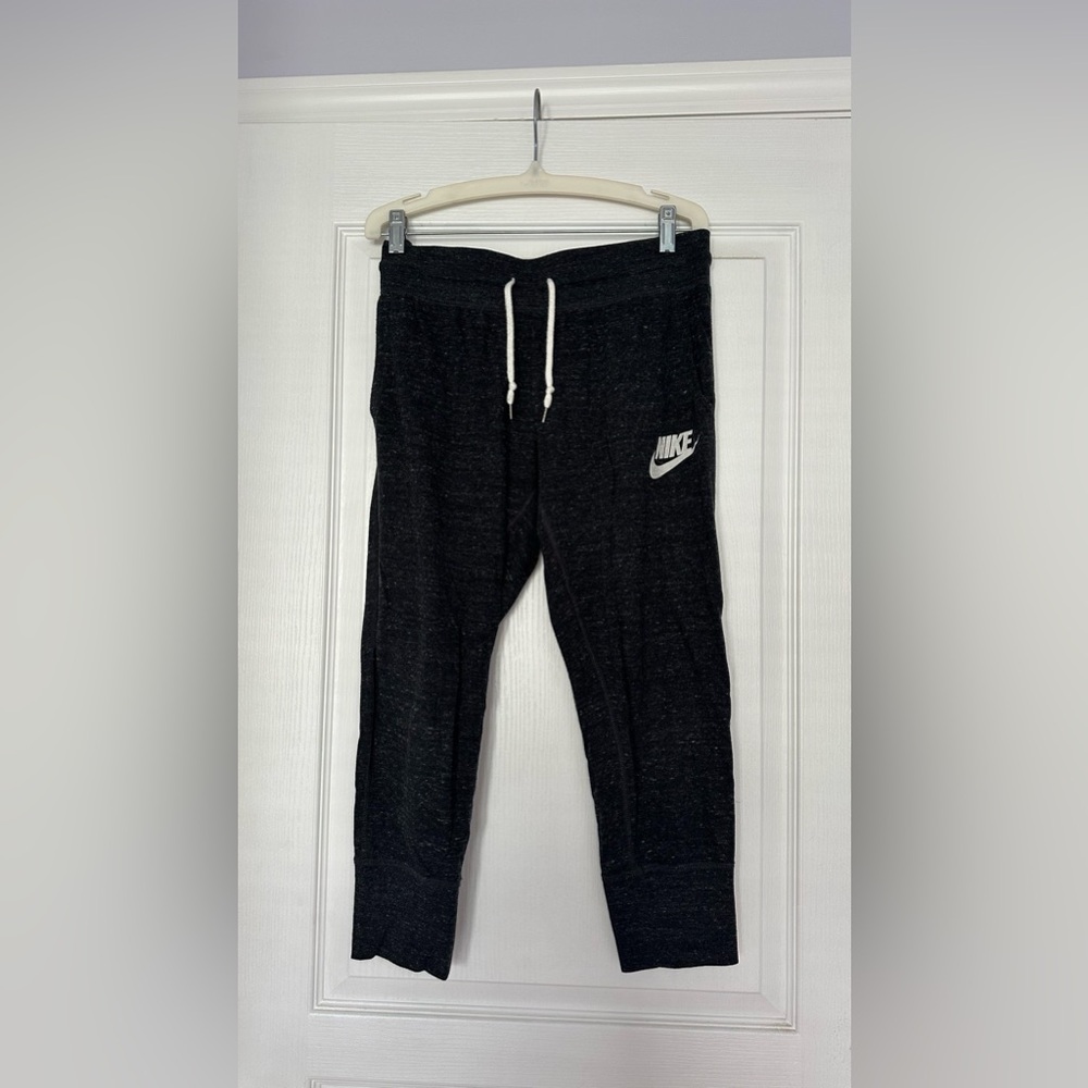 Nike Cropped Joggers - Women’s Size M - Grey